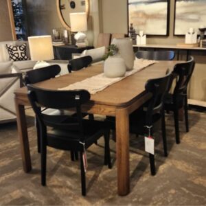 Yutzy Amish Hand-Crafted Rialto Dining Set