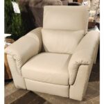Natuzzi Triple Power Leather Recliner